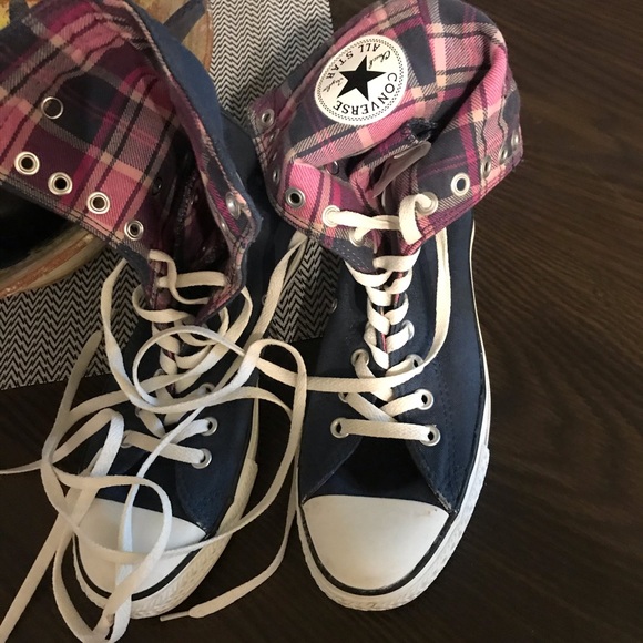 converse emblem on the inside